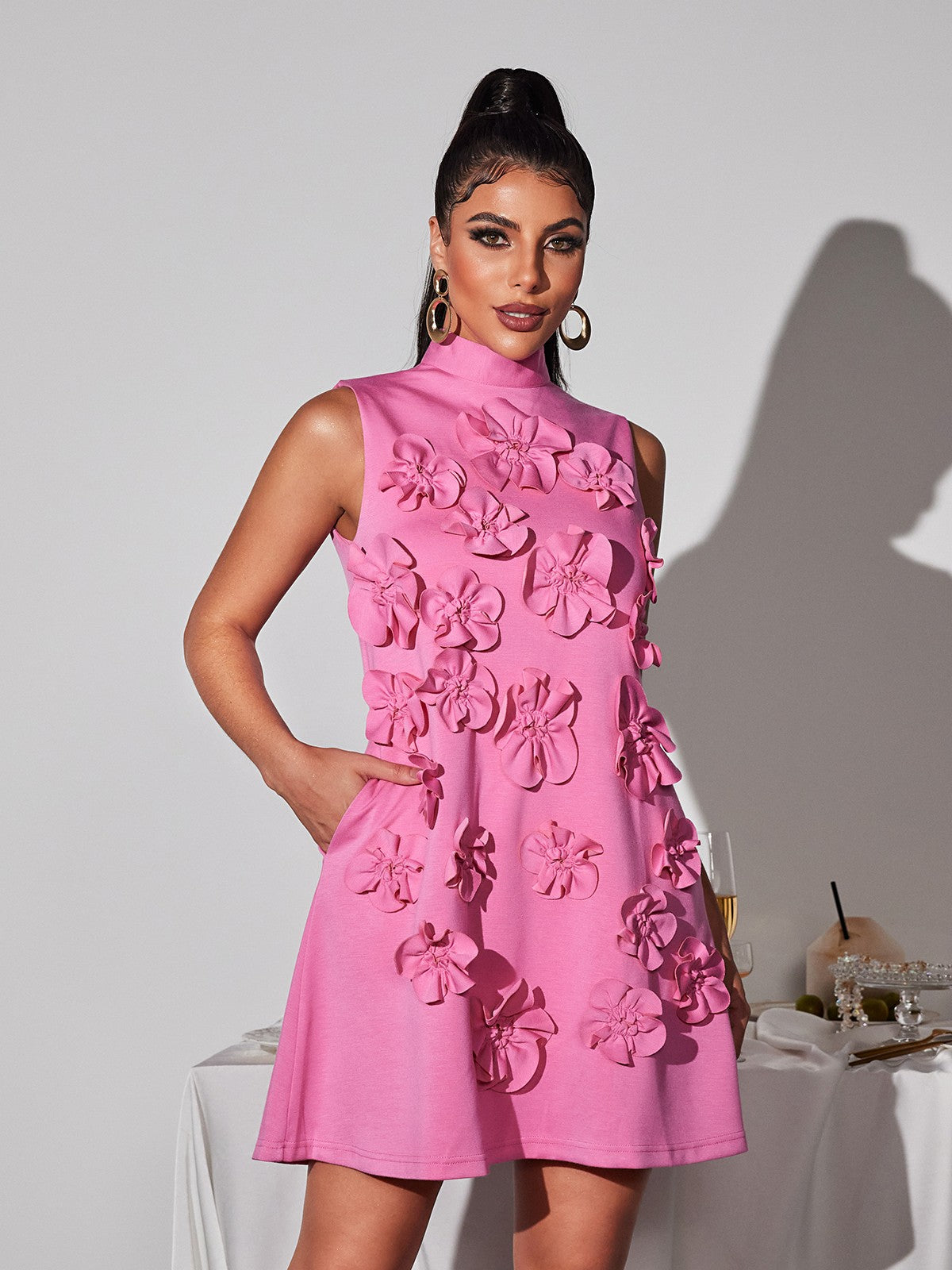 Liluri Sleeveless Flower Mini Dress