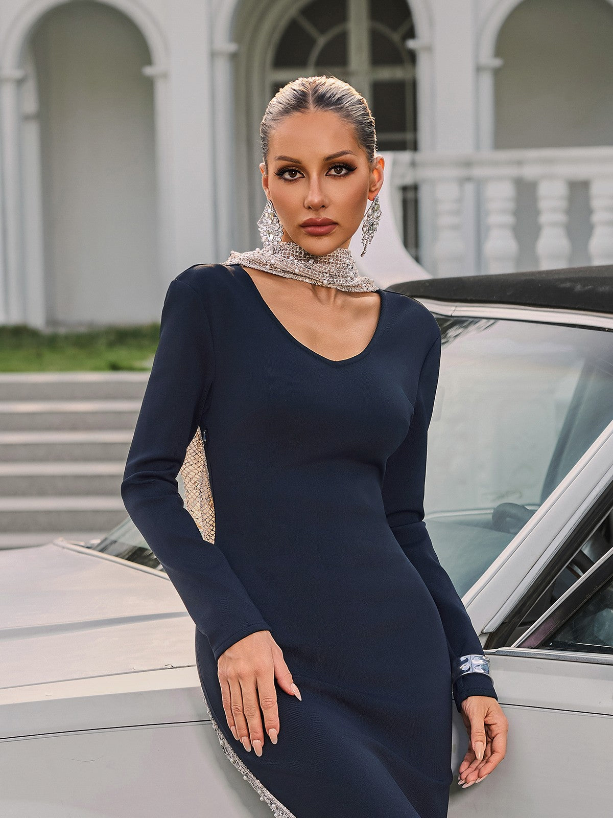 Thalyss Backless Pearl Bandage Midi Dress