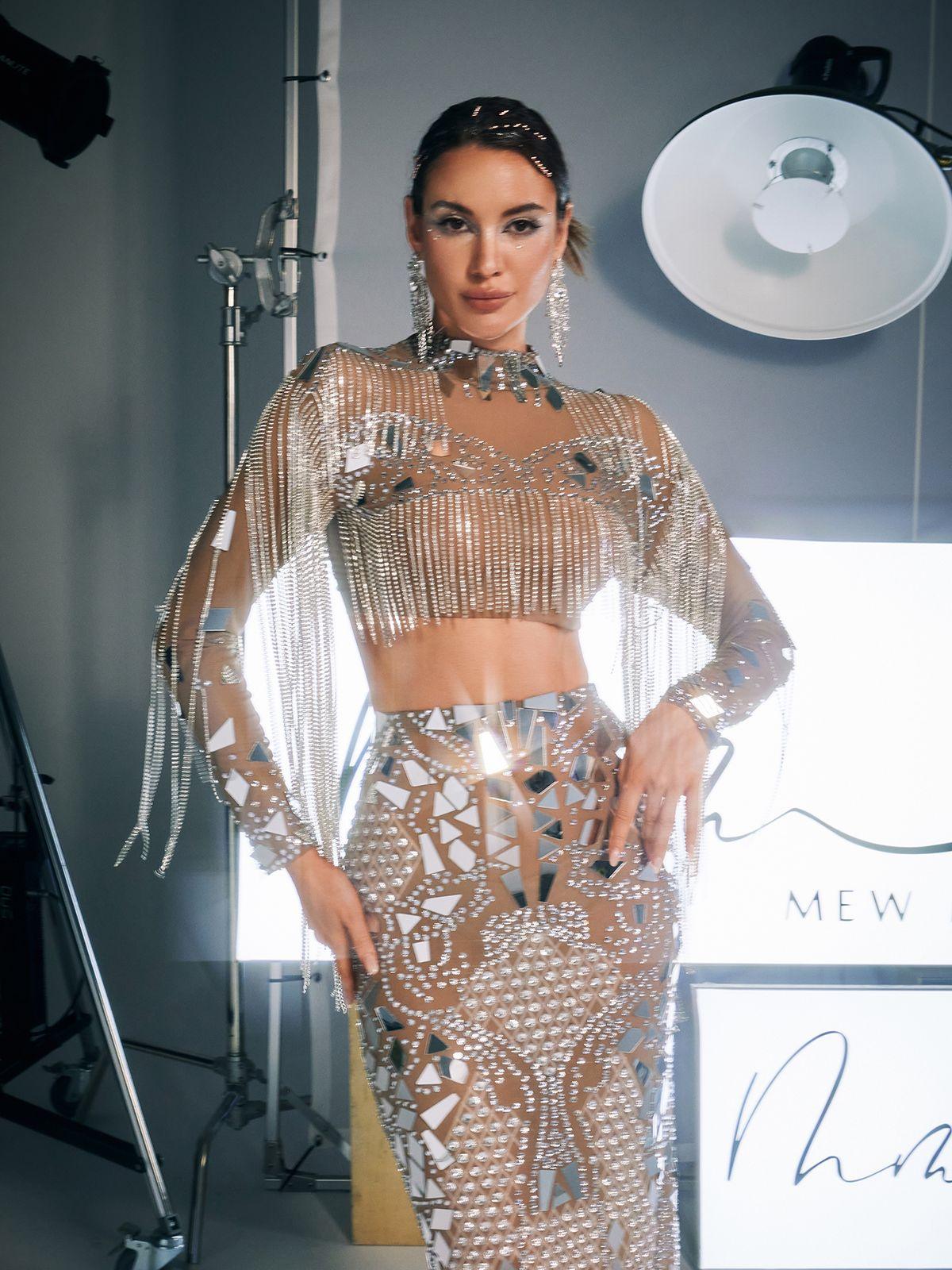 Alvin Acrylic Fringe Skirt Set