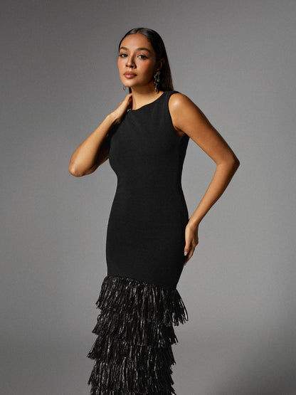 Anzeline Backless Fringe Knitted Maxi Dress