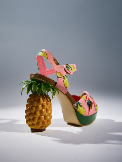 Azhira Pineapple Sandals In Pink