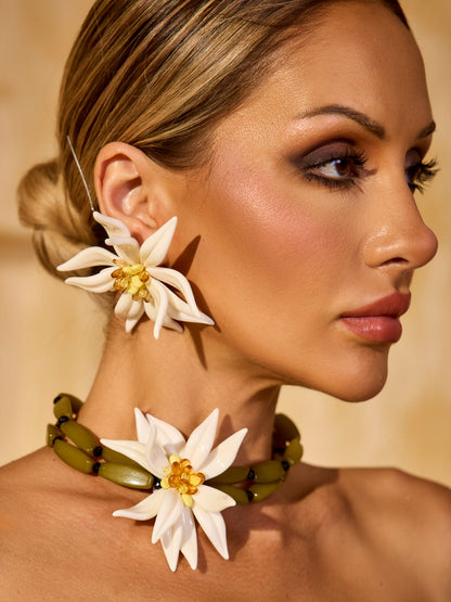 Bohemian Flower Necklace