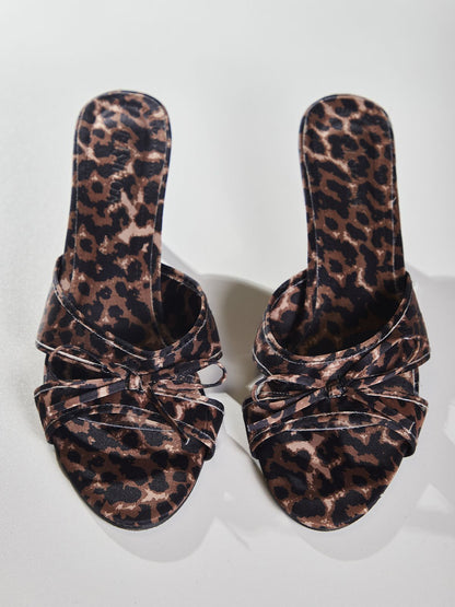 Cabau Bow Leopard Sandals