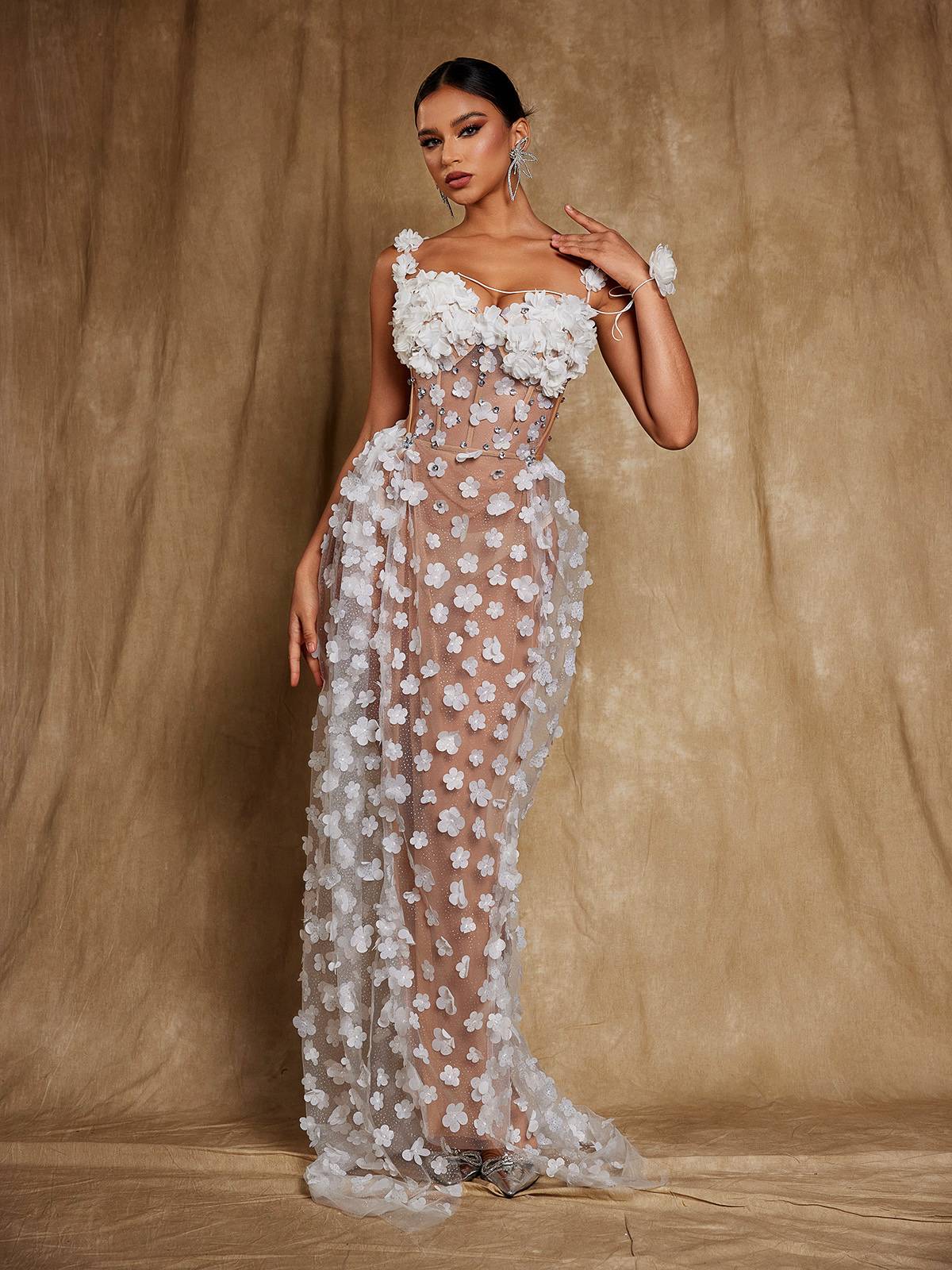 Oksana Spaghetti Flower Corset Maxi Dress In White