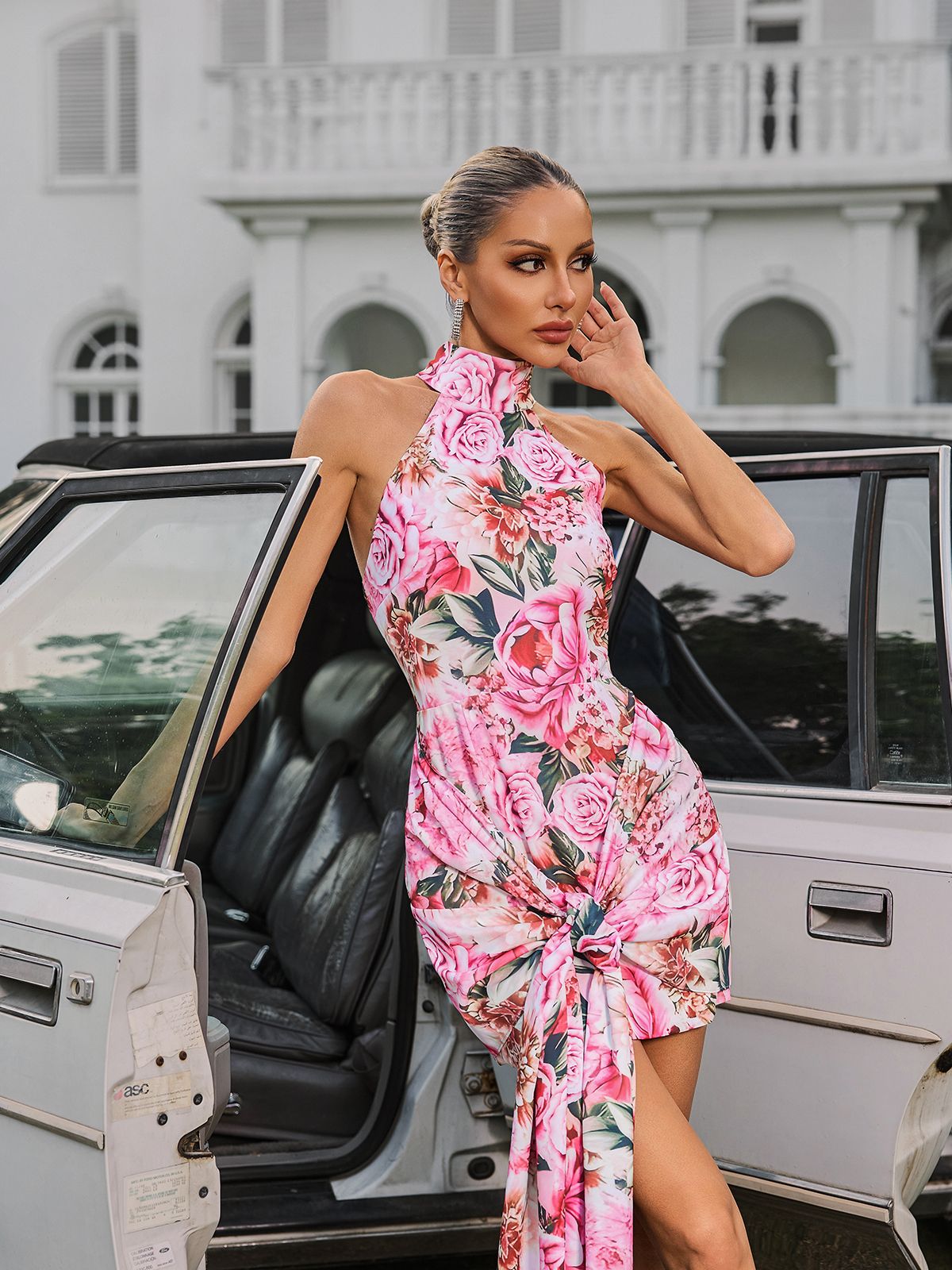 Wyvanna Halterneck Floral Twisted Mini Dress