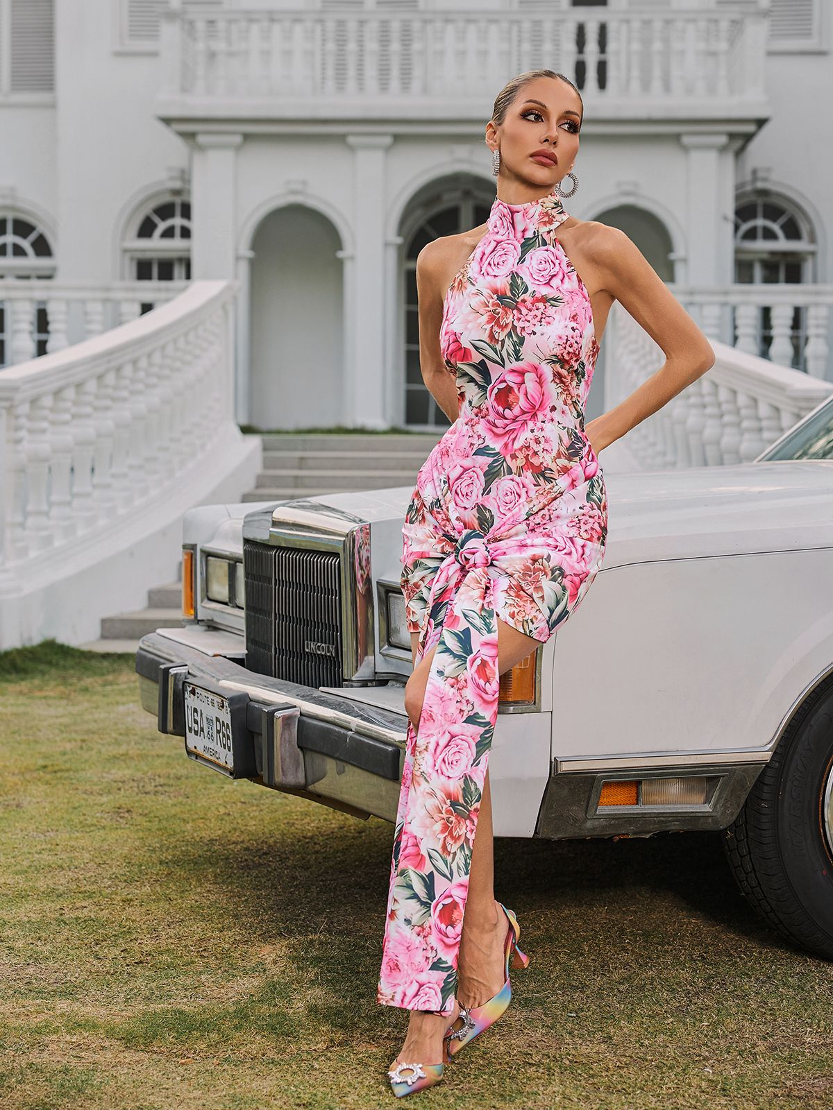 Wyvanna Halterneck Floral Twisted Mini Dress