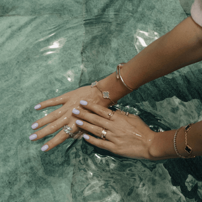 Clover Luxury Gold Bracelet